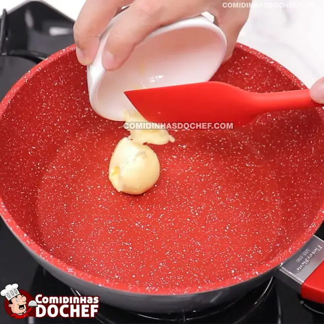Brigadeiro de Morango Belga - Passo 1