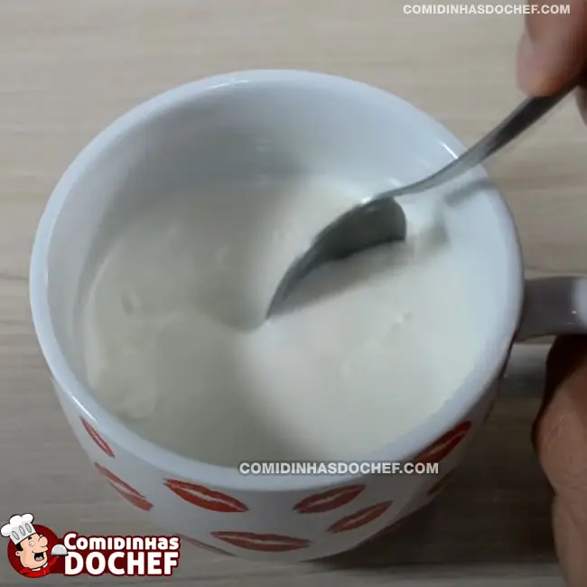 Receita de Chocolate Quente no Micro-ondas - Passo 1