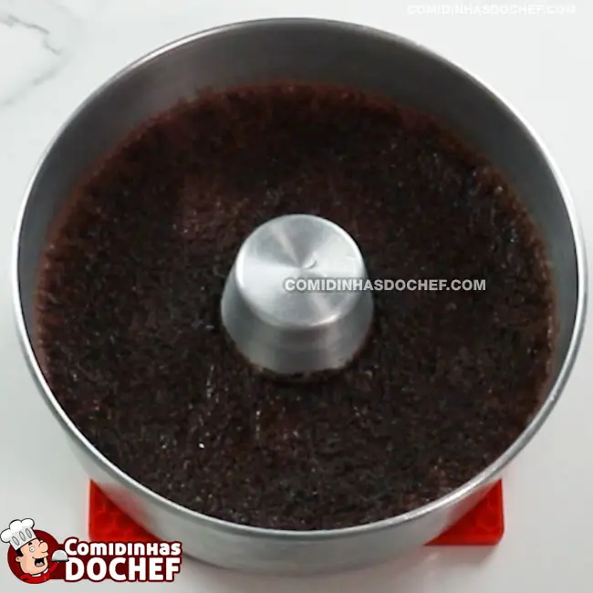 Pudim de Chocolate Simples - Passo 4