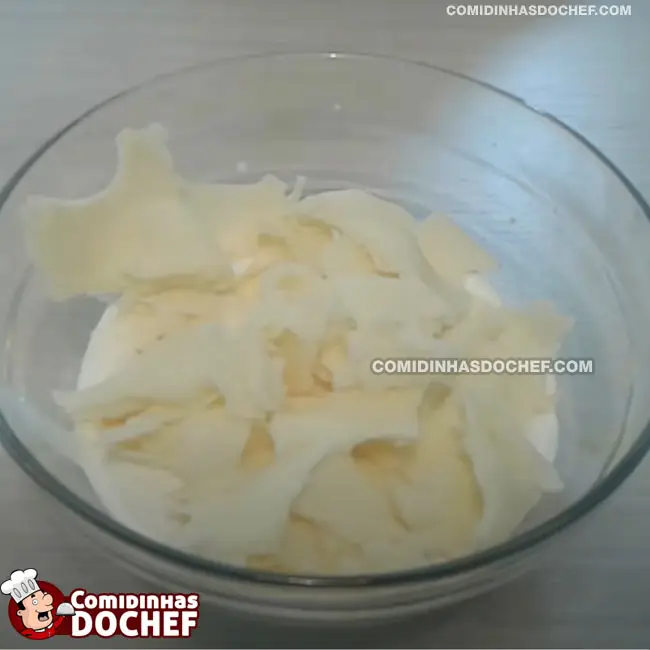 Requeijão Cremoso com 2 Ingredientes - Passo 1