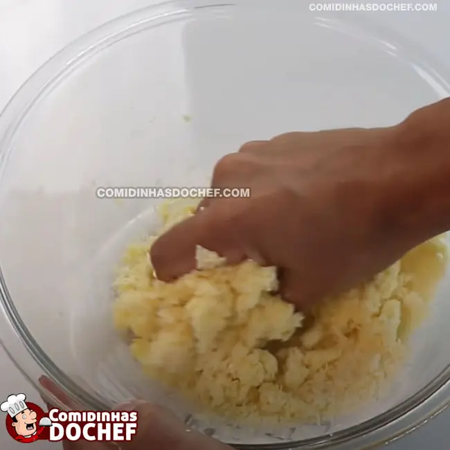 Bolinho de Batata com Queijo - Passo 3