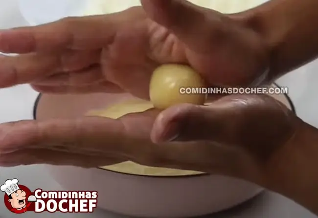 Receita de Beijinho de Gelatina - Passo 4