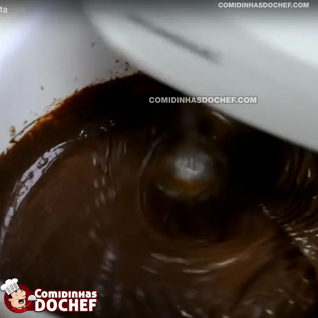 Recheio Simples de Chocolate - Passo 3