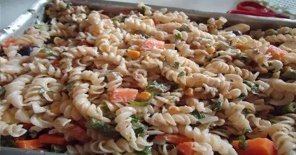 Salada de Macarrão