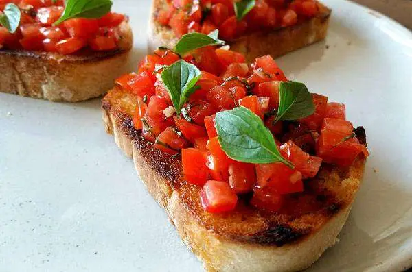 Como Fazer Bruschetta Tradicional