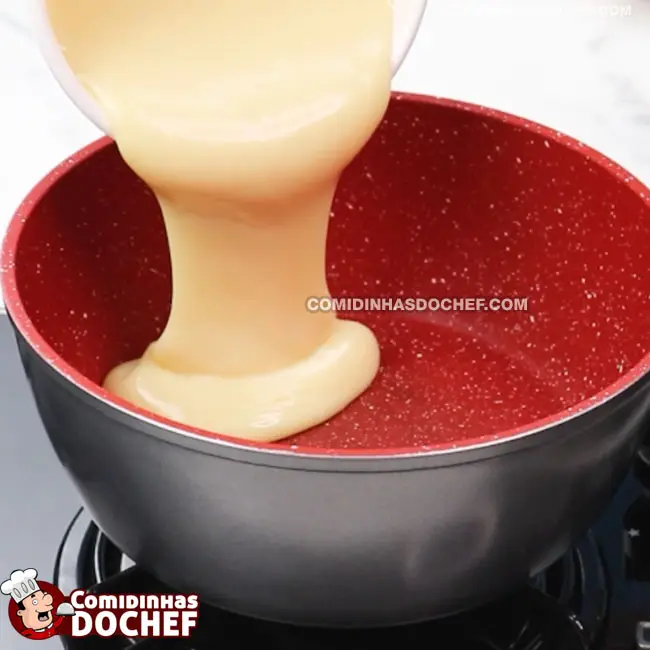 Mousse de Chocolate Mais Fácil do Mundo - Passo 1