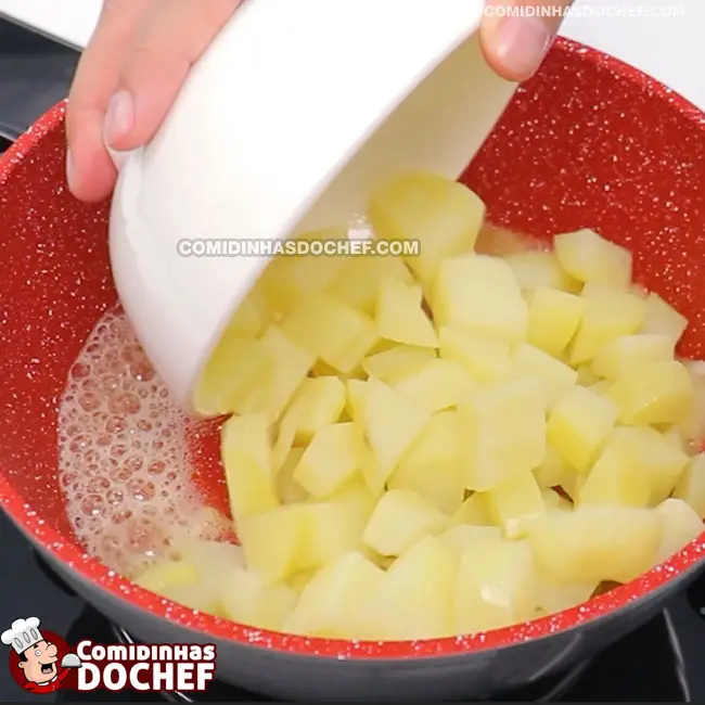 Sopa de Batata com Bacon para o Inverno - Passo 3