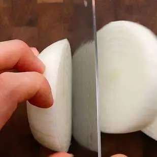 Onion Recheado com Queijo - Passo 1