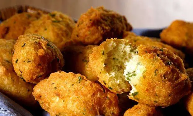 Bolinho de Bacalhau Frito