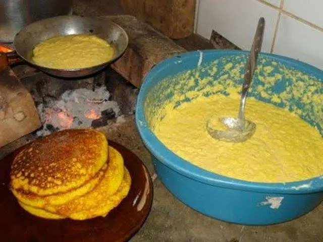 Como Fazer Broa de Milho na Frigideira
