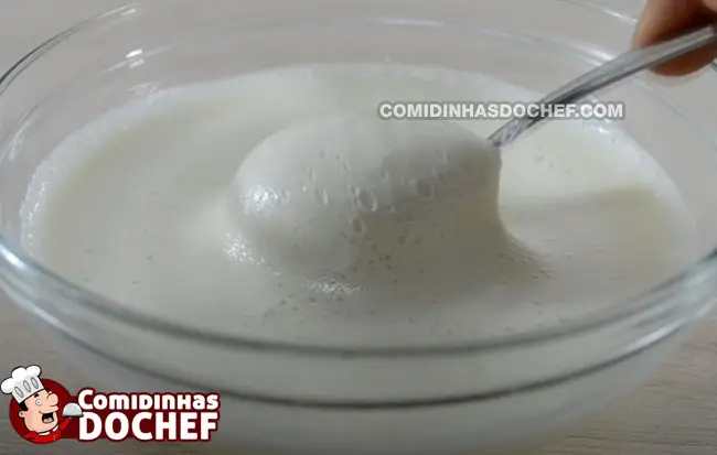 Como Fazer Leite Condensado Caseiro - Passo 3