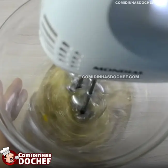 Massa para Bolo de Festa (PERFEITO!) - Passo 1