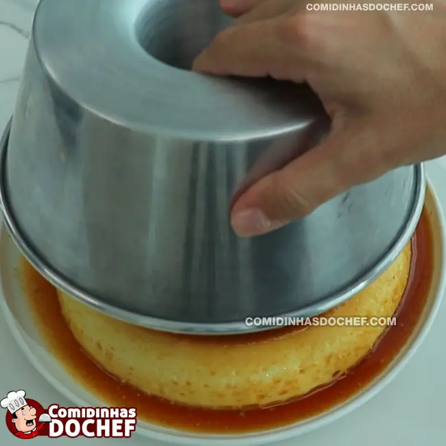 Receita de Pudim Sem Leite Condensado Fácil - Passo 4