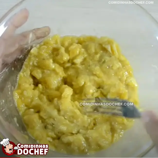 Como Fazer Mousse de Banana - Passo 1