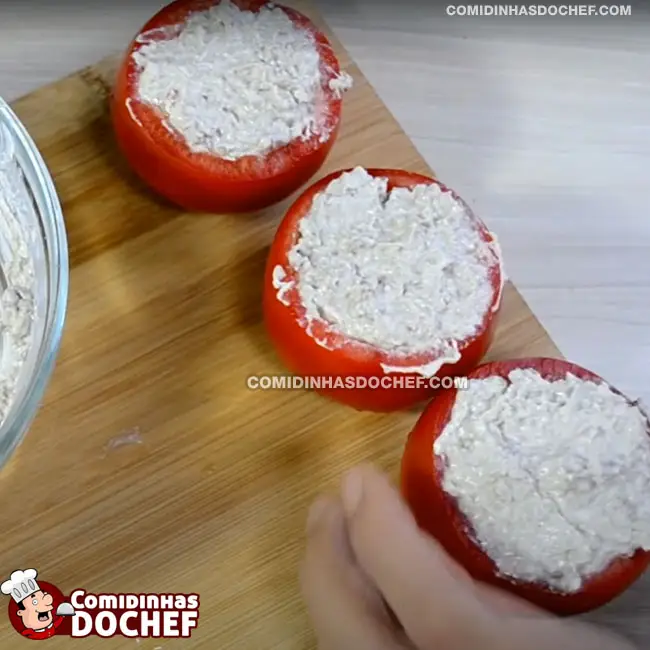 Tomate Recheado de Forno 3 Ingredientes - Passo 3