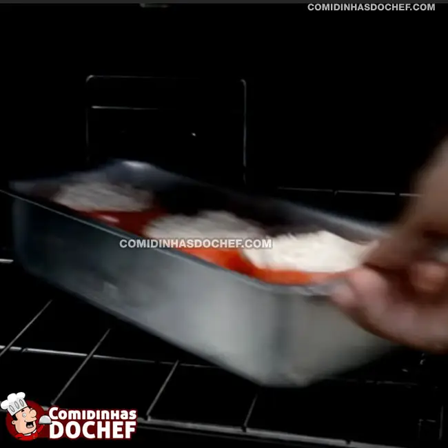 Tomate Recheado de Forno 3 Ingredientes - Passo 4