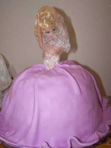 Bolo Boneca – Bolo da Barbie - Passo 9