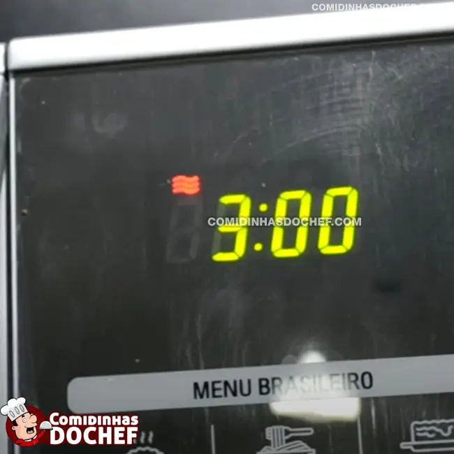 Cozinhar Frango no Microondas - Passo 2