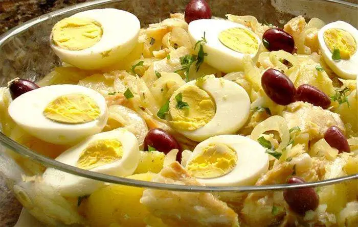 Receita de Bacalhau à Gomes de Sá