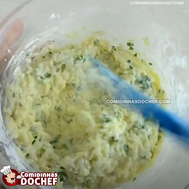 Receita de Bolinho de Arroz Simples - Passo 4