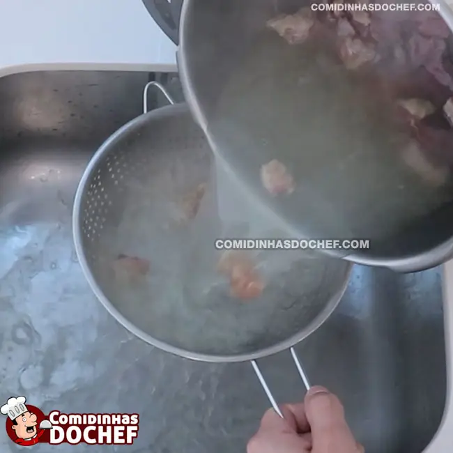 Como Dessalgar Carne Seca (Tirar o Sal da Carne Seca) RÁPIDO - Passo 7