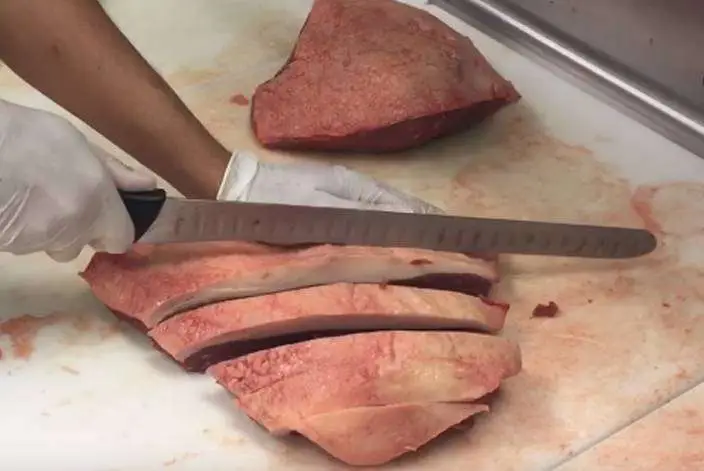 Como Temperar Picanha (Como Cortar e Como Assar) - Passo 1