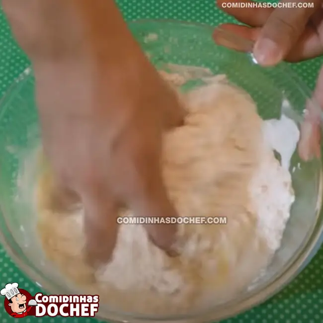 Massa Podre com Gordura Vegetal - Passo 3