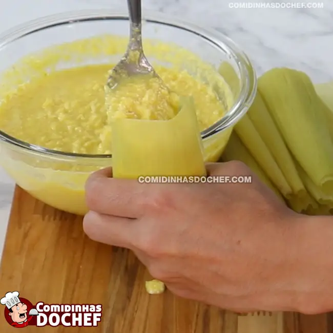 Receita de Pamonha Doce - Passo 3