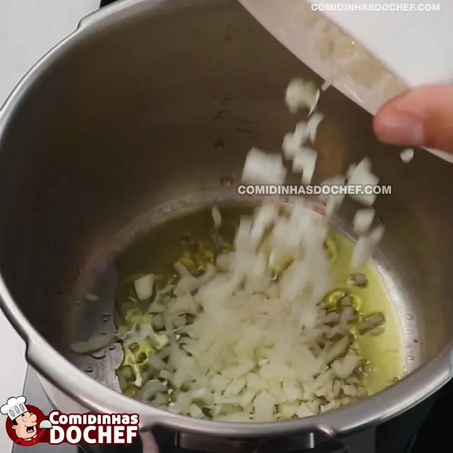 Sopa de Macaxeira com Carne - Passo 1