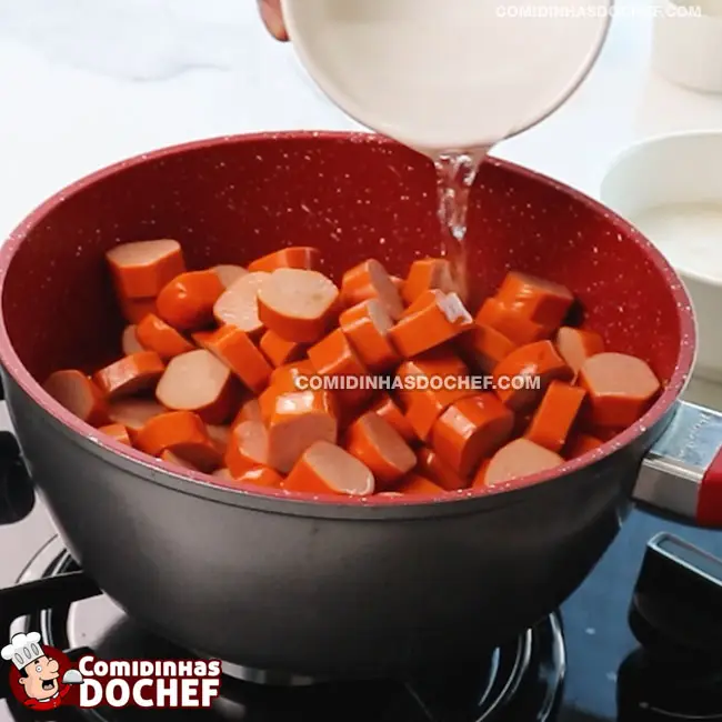 Molho de Cachorro Quente com Creme de Leite - Passo 4
