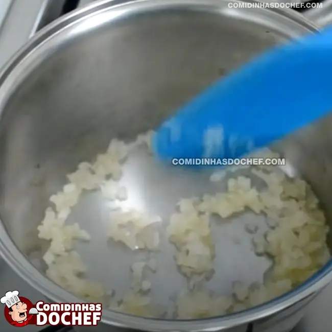 Molho de Salsicha para Cachorro Quente - Passo 2