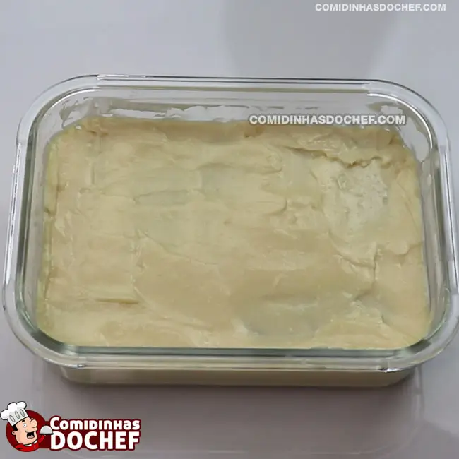 Pavê De Leite Ninho com Morango - Passo 5