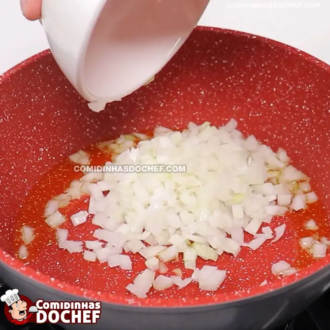 Molho de Cachorro Quente com Carne Moída - Passo 1