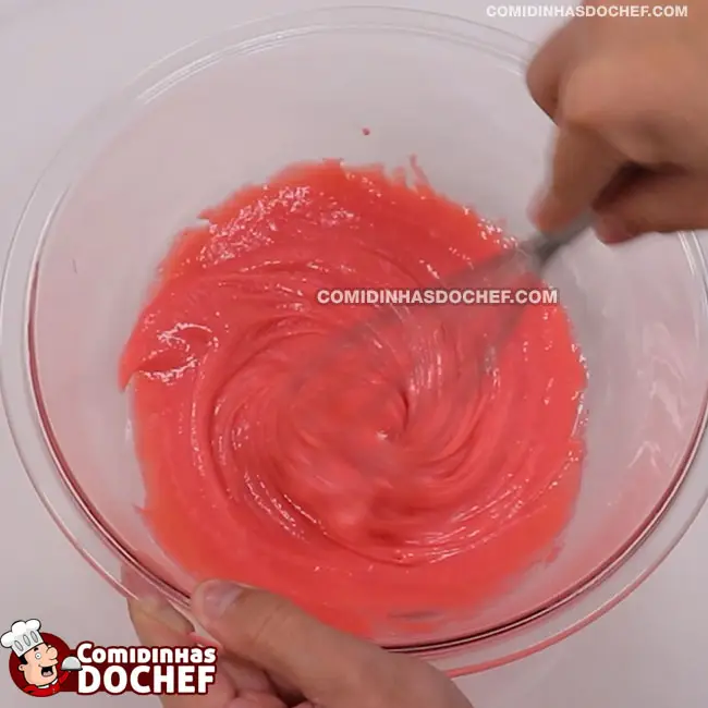 Recheio de Bolo de Aniversário - Passo 3