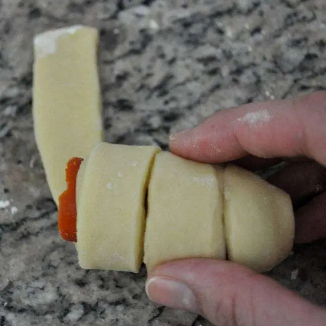 Massa para Enroladinho Assado - Passo 7