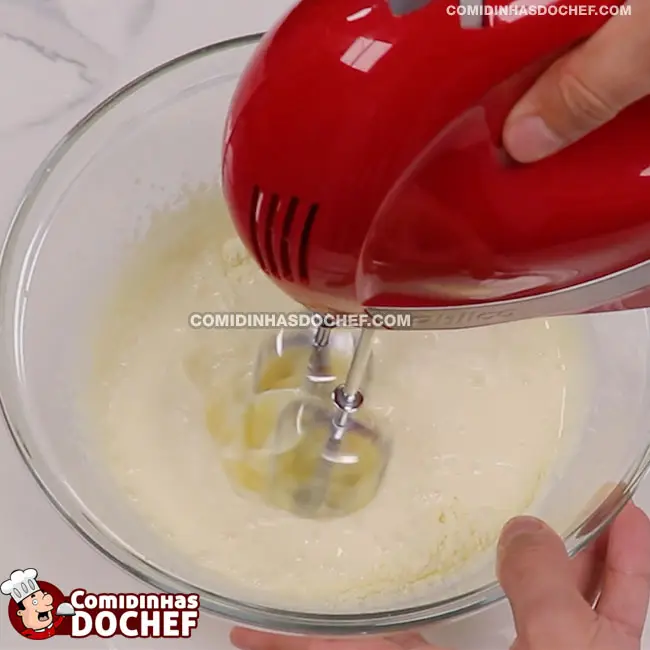 Mousse de Leite Ninho para Recheio de Bolo - Passo 6