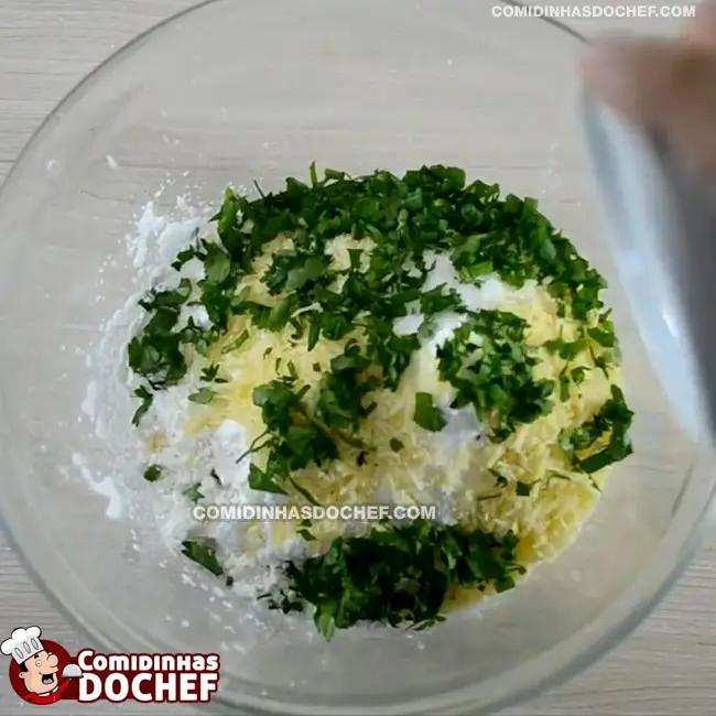 Bolinho de Sobra de Arroz - Passo 1