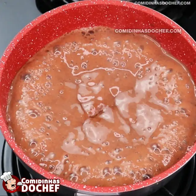 Chocolate Quente com Leite Condensado - Passo 3