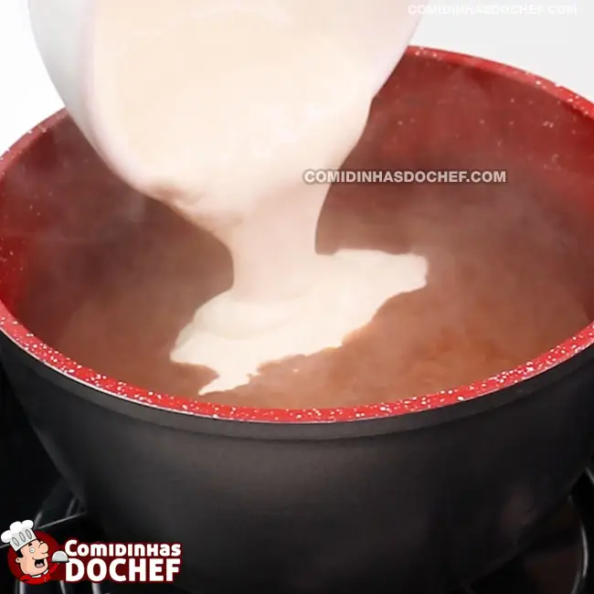 Chocolate Quente com Leite Condensado - Passo 4