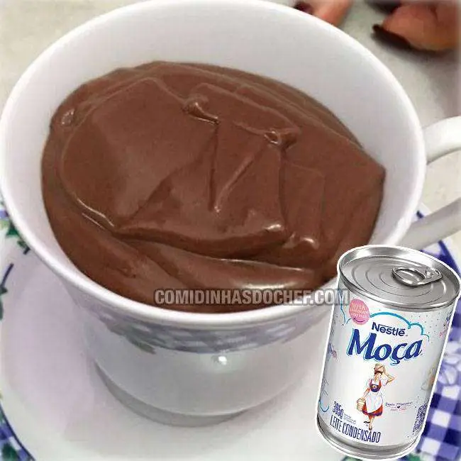 Chocolate Quente com Leite Condensado