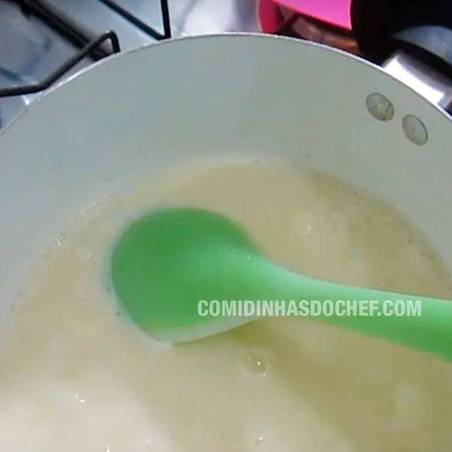 Leite Condensado Caseiro com Leite de Vaca - Passo 2