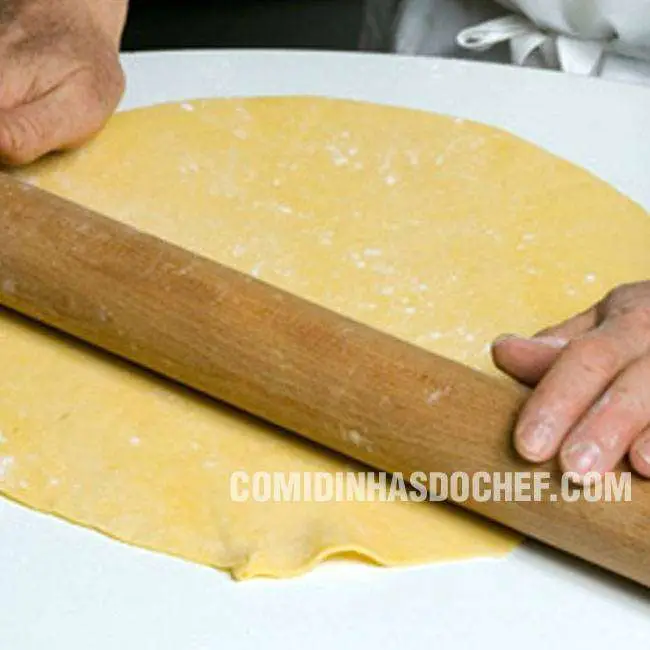 Massa Fácil Para Torta - Passo 5