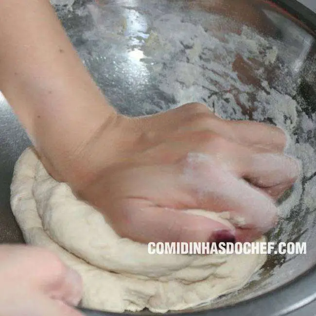 Massa de Pizza Rápida - Passo 3