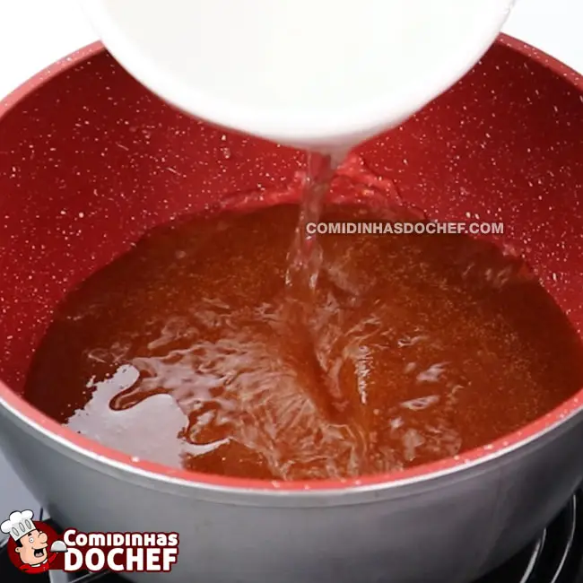 Pudim de Leite Condensado e Creme de Leite - Passo 3