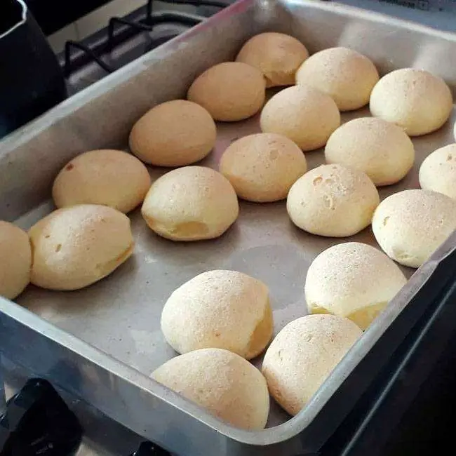 Pão de Queijo Fácil e Rápido