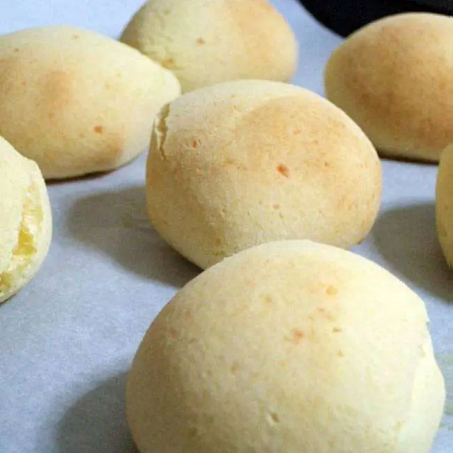 Pão de Queijo com Batata