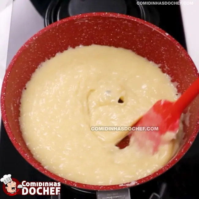 Recheio de Coco para Bolo de Aniversário - Passo 3