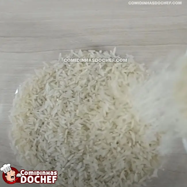 Bolinho de Arroz Tradicional - Passo 1