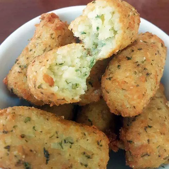 Bolinho de Arroz Tradicional