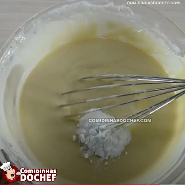 Bolo Simples de Farinha de Trigo - Passo 5
